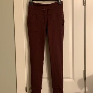 NWT Old Navy Maroon Cozecore High Rise Leggings